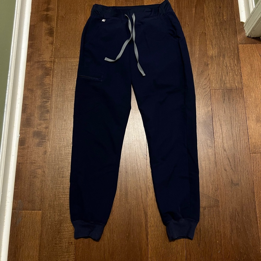 Figs Navy Joggers Small.